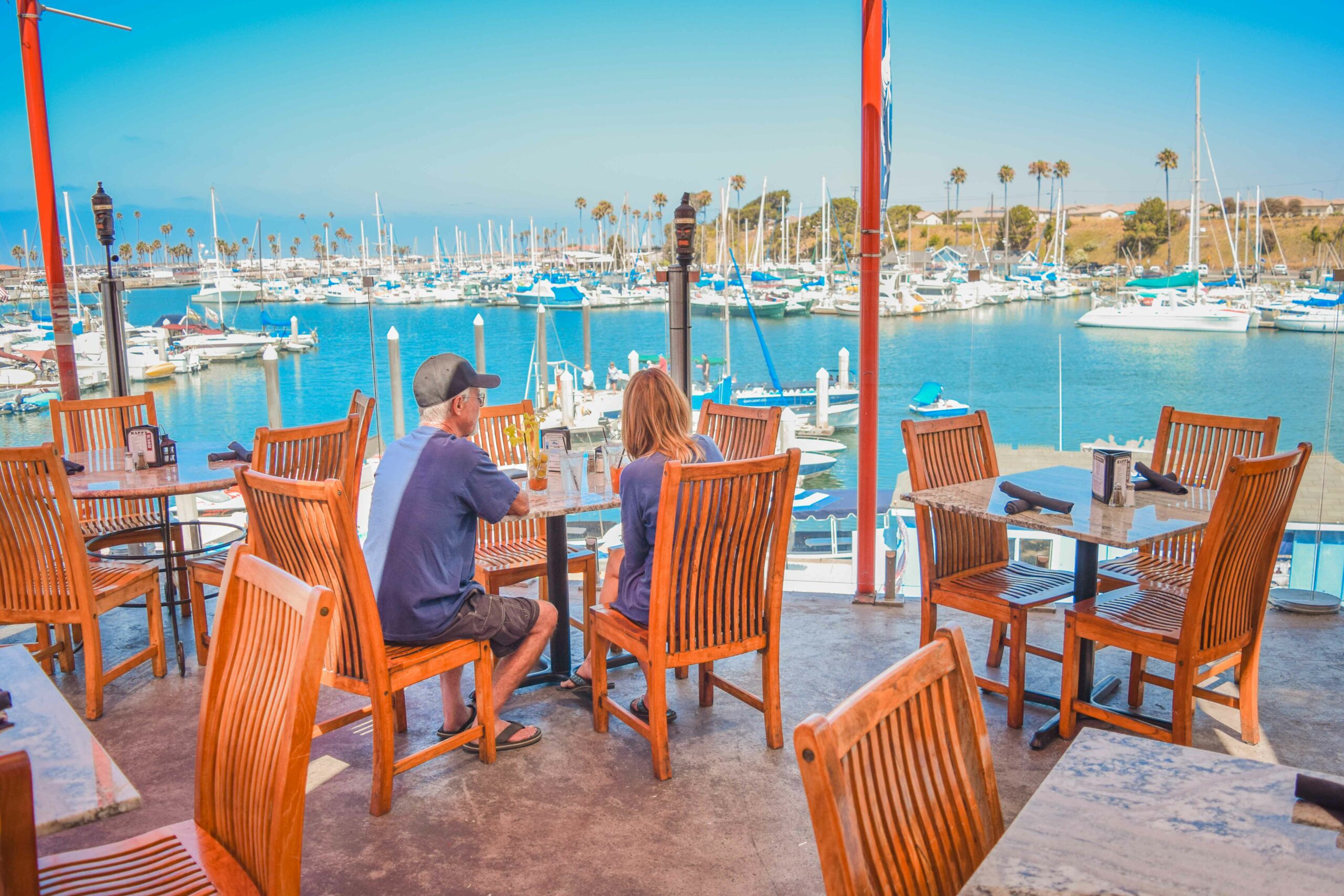 Scenic and Savory Oceanside Harbor Dining Spots